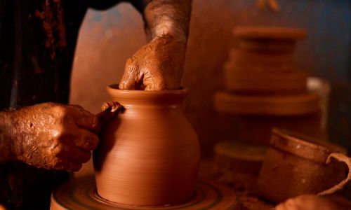 Util”Idade (Mãos com Idade)